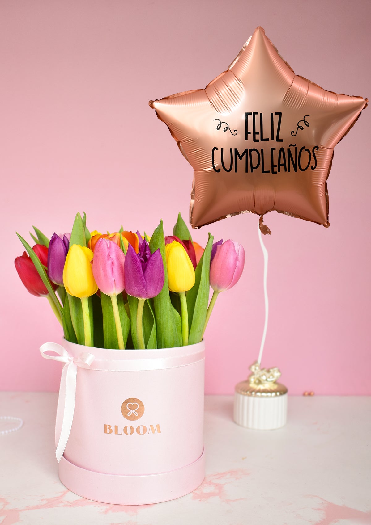 Box de 20 tulipanes + globo personalizado - Florería Bloom