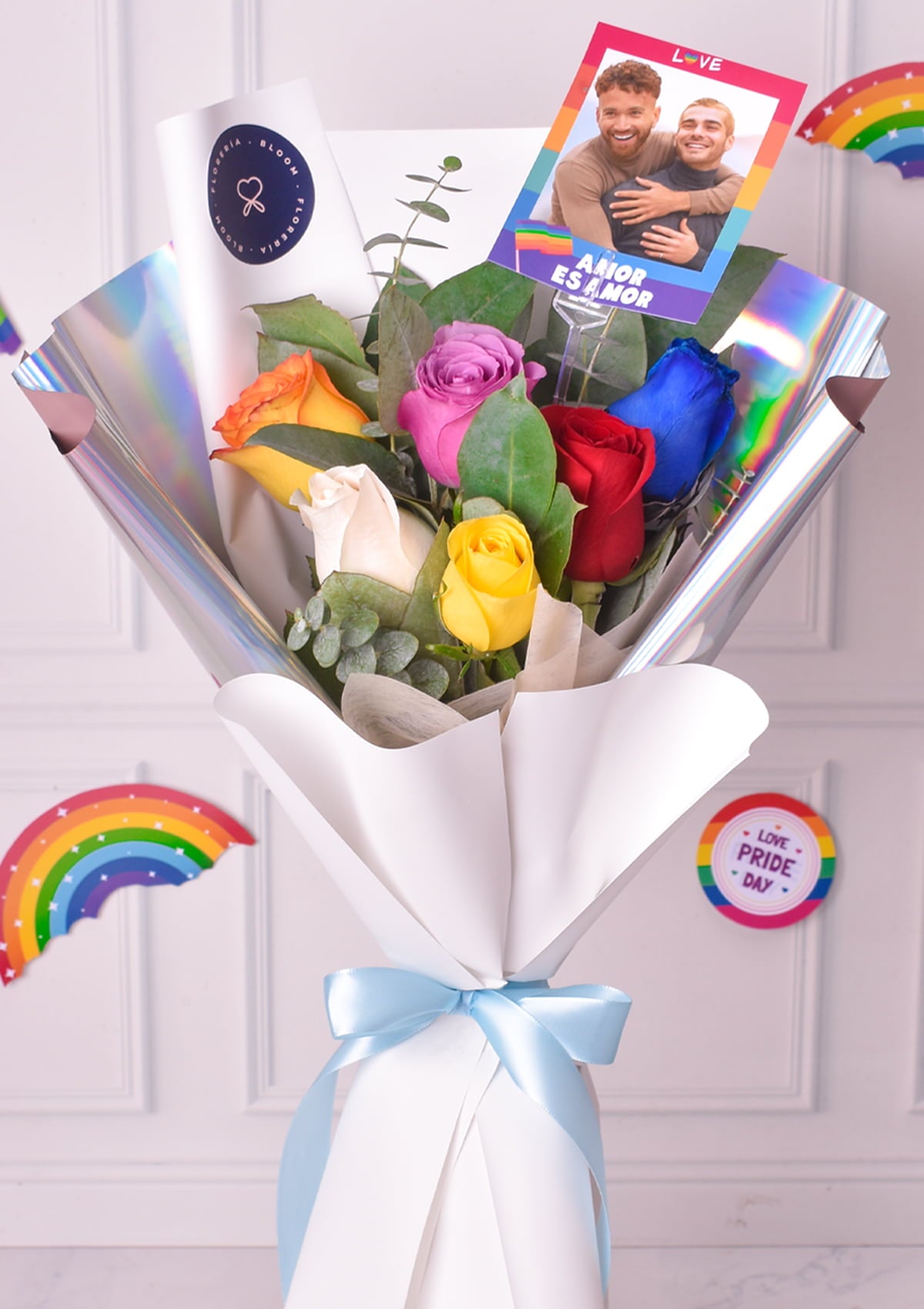 Ramo con 6 rosas Mes del Orgullo
