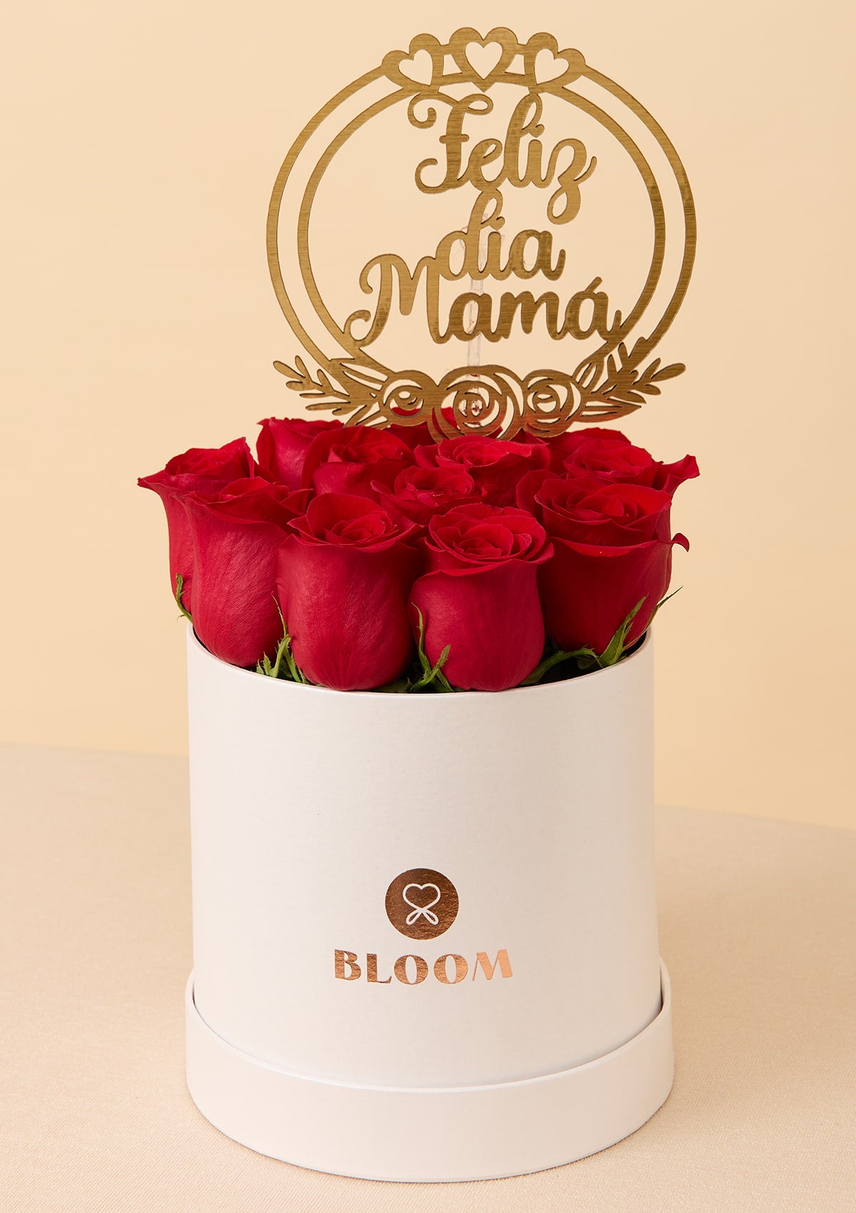 Box La Mejor Mamá con 12 rosas rojas frescas para el Día de la Madre Lima