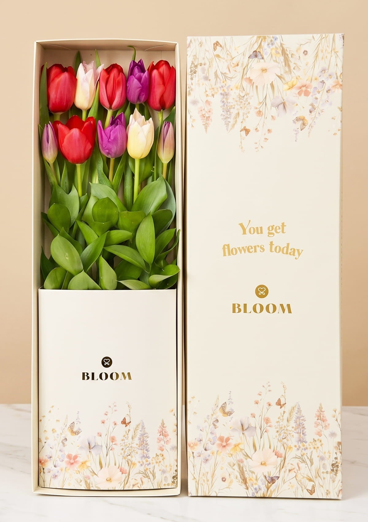 Caja con 10 tulipanes premium para el Día de la Madre Lima Florería Bloom