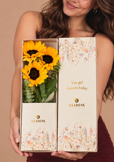 Caja con 3 girasoles | Flores Amarillas