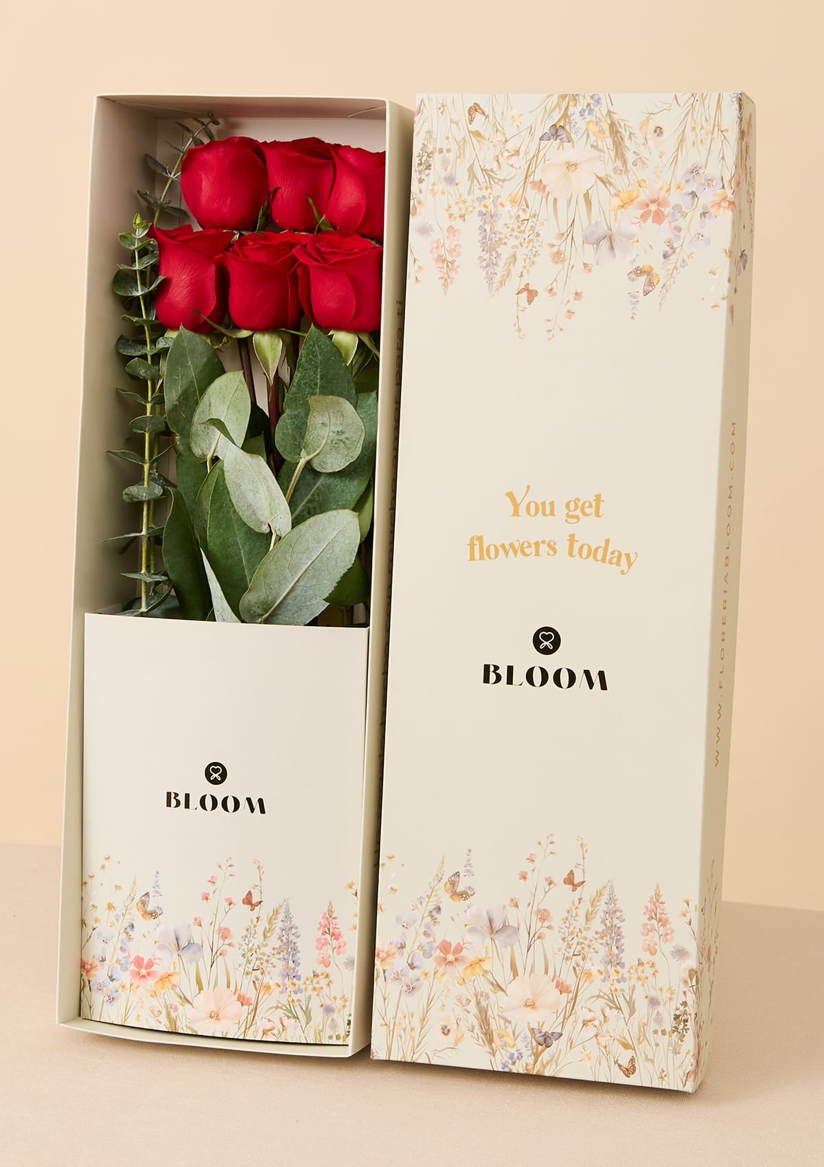Flores para mamá accesibles Lima — caja 6 rosas — Florería Bloom