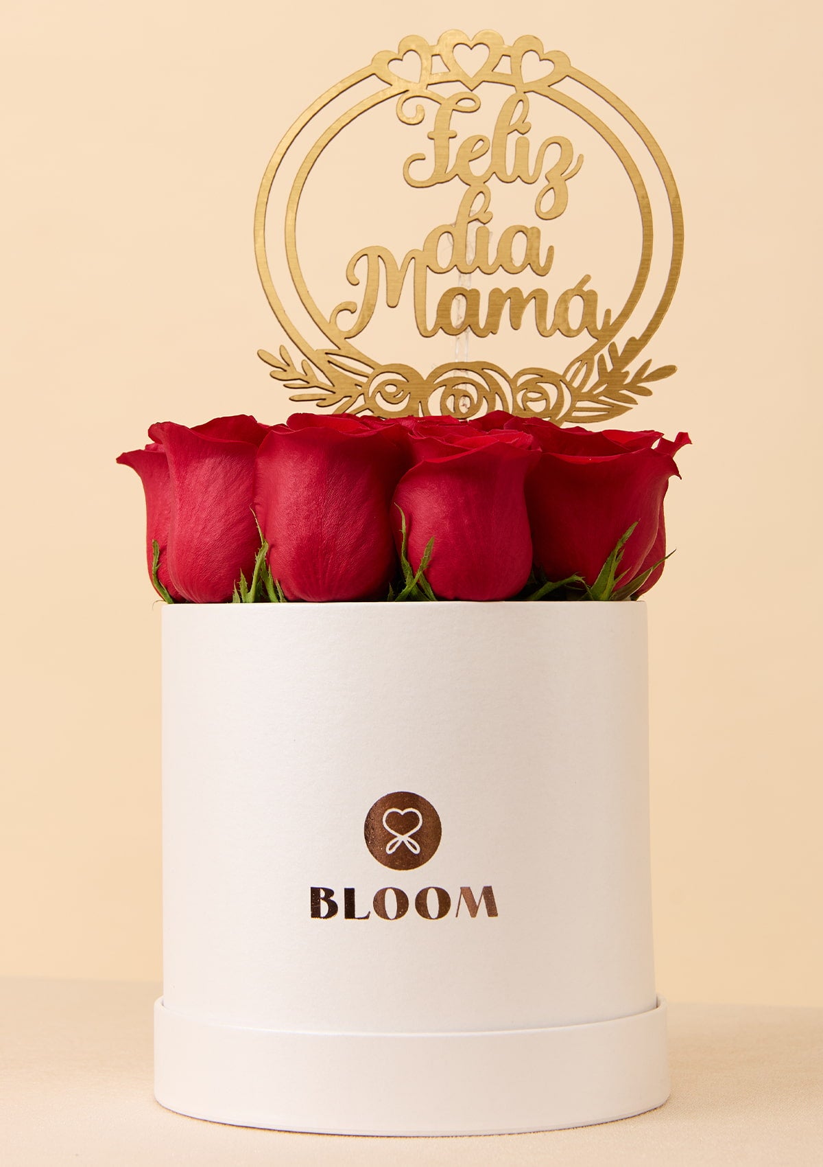 Caja con 12 rosas rojas premium para mamá — Florería Bloom Lima Perú