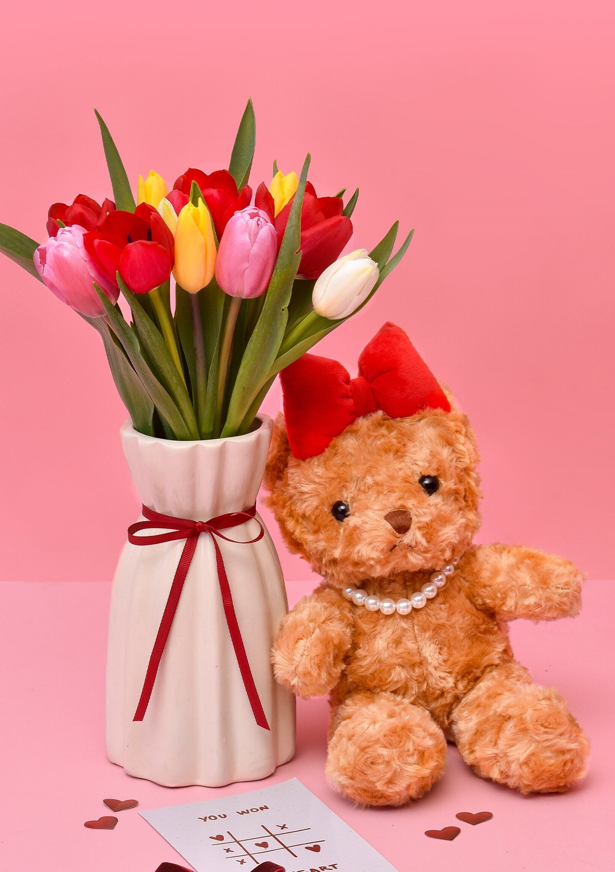 🌷 Florero con 10 Tulipanes Premium y oso | San Valentín SV26