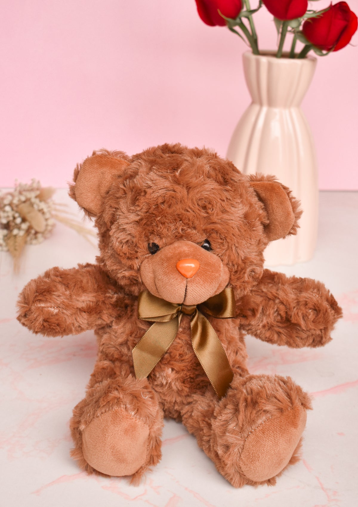 Stuffed toy in box: Pink bunny