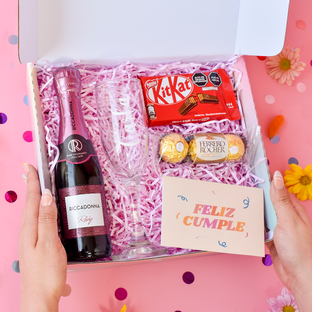 GIFT BOX Cumpleaños: CHAMPAGNE + KIT KAT + FERREROS