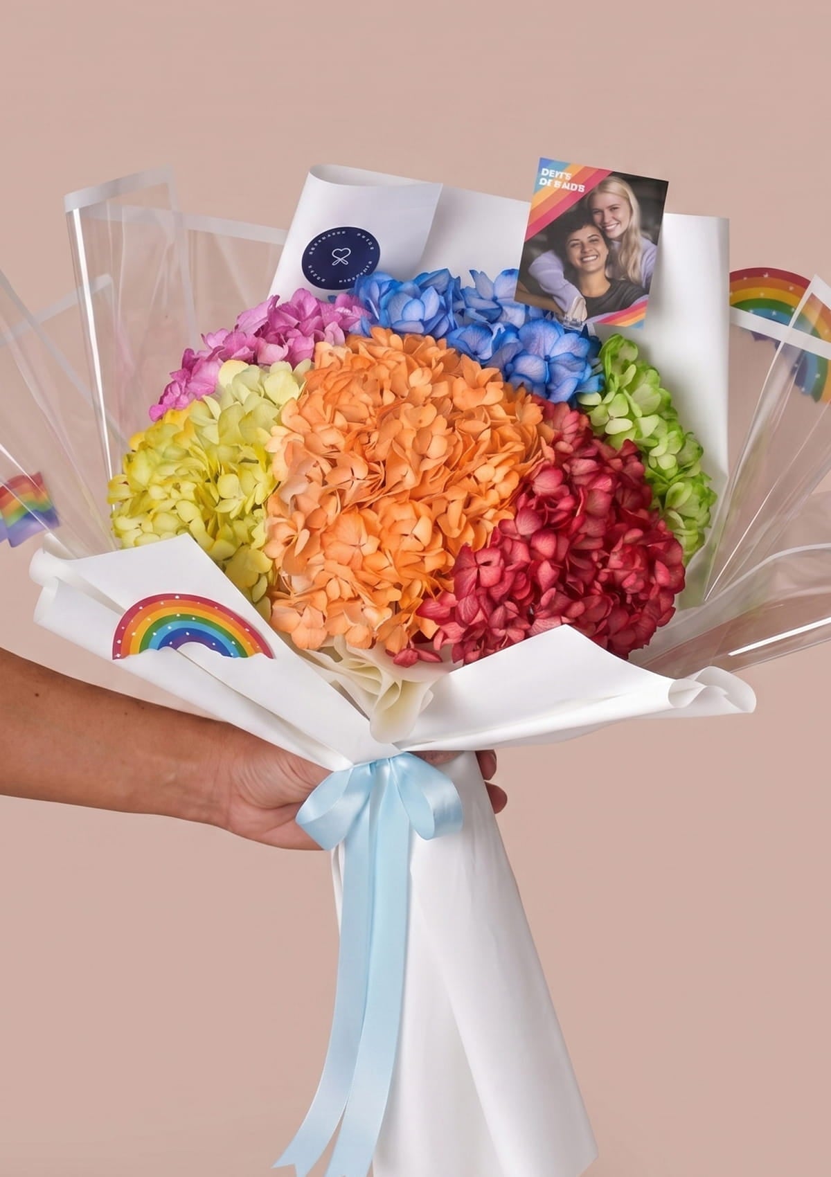  Ramo de flores de colores arcoíris para regalar en Lima — Florería Bloom