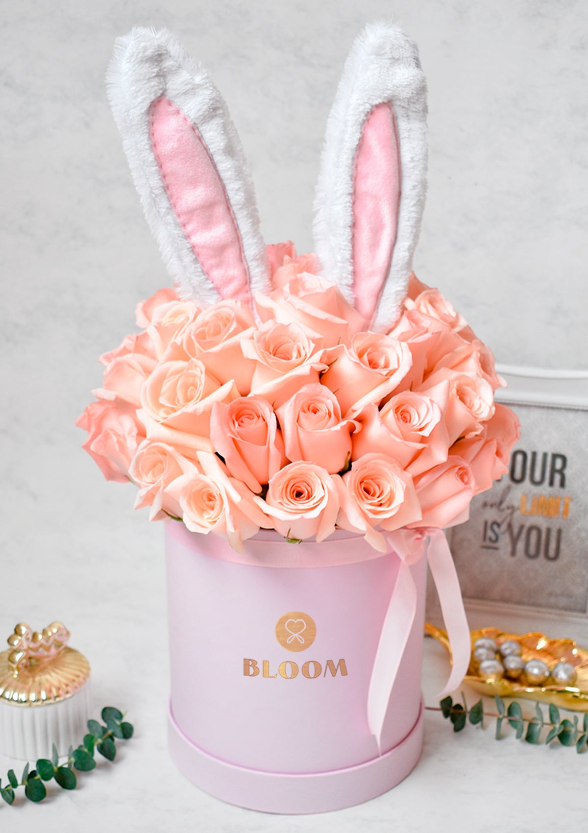 Box Conejito Full Rosas - Florería Bloom