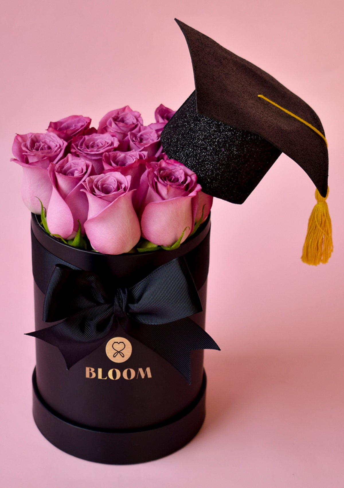 Box de 12 rosas con birrete | Flores para Graduación 🎓 - Florería Bloom