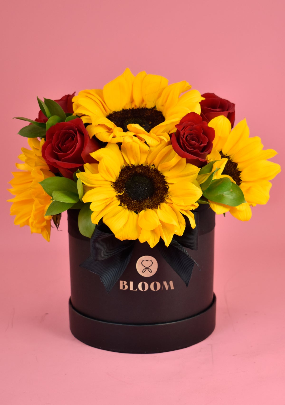 Box de Girasoles con Rosas