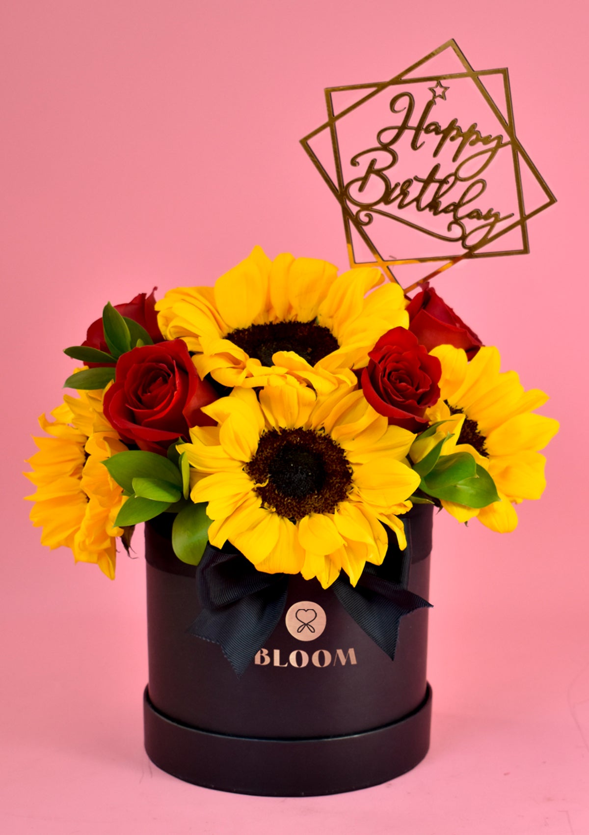 Box de Girasoles con Rosas y Topper Cumpleaños