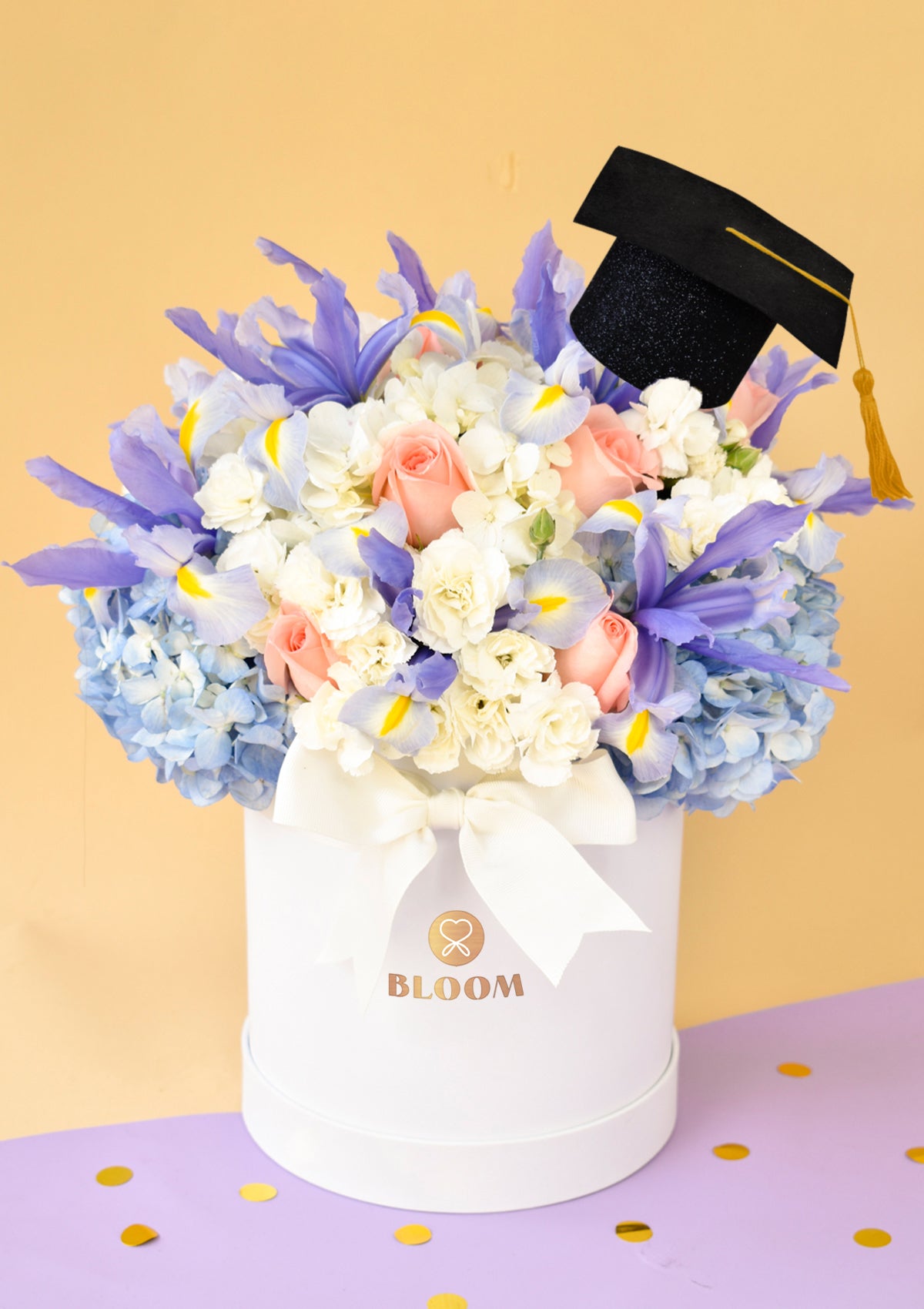 Mix Floral Versalles con birrete | Flores para Graduación 🎓
