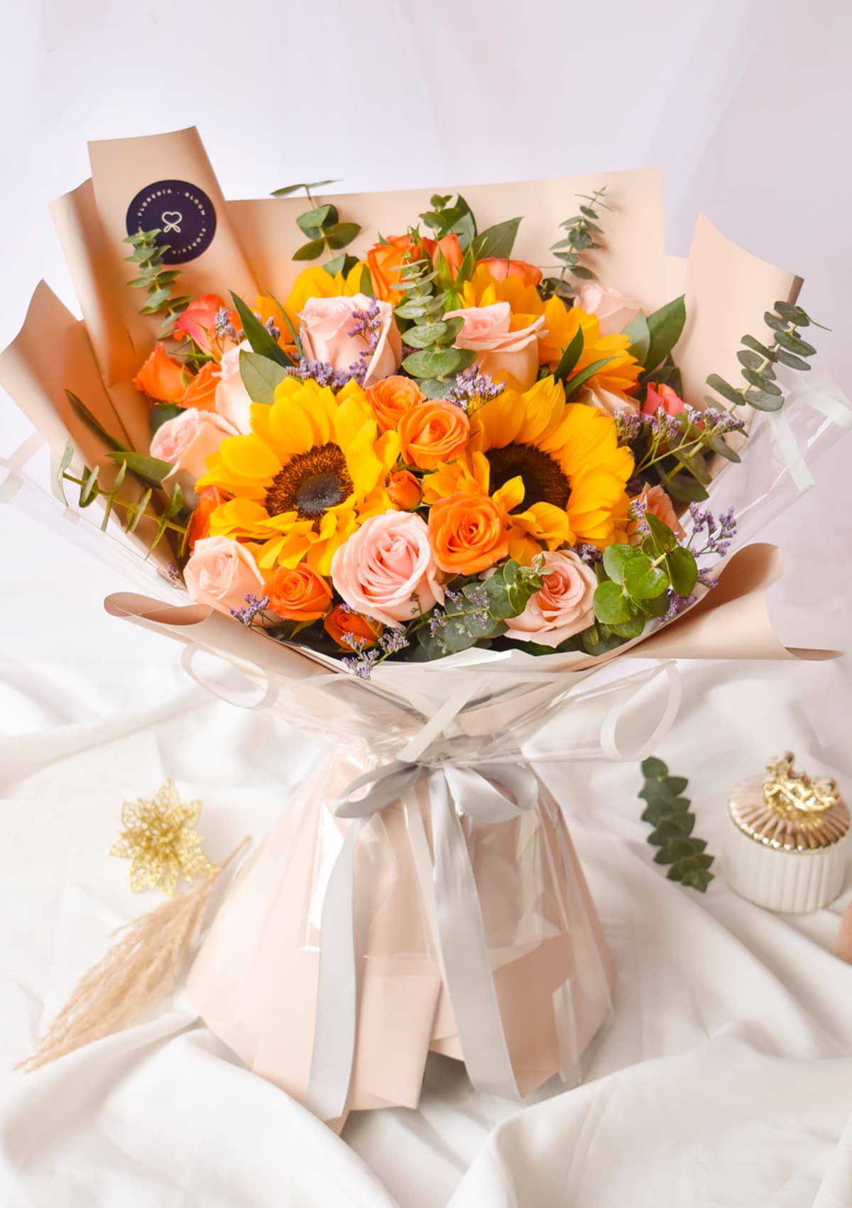 Ramo Premium Francia con flores importadas — arreglo floral exclusivo Lima | Florería Bloom