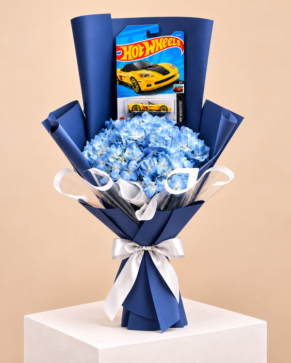Ramo de flores azules con Hot Wheels