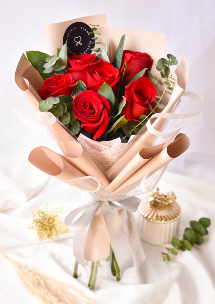 Ramo con 6 rosas