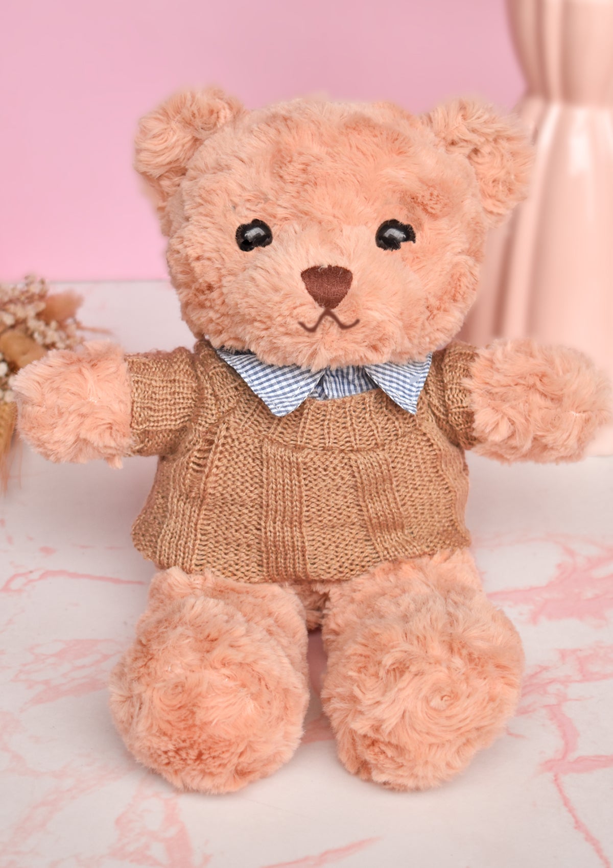 Stuffed toy in box: Pink bunny