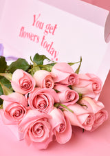 Caja Clásica con 12 Rosas