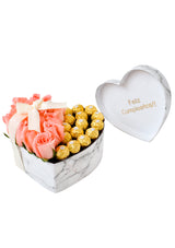 Caja Corazón + Bombones Ferrero Rocher
